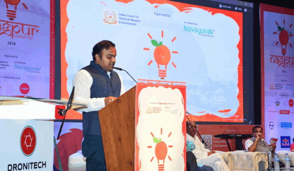 Ketan Mohitkar, Member Secretary of ICTRD and Director of CIII, addressing the audience at Nagpur Startup Fest 2018
