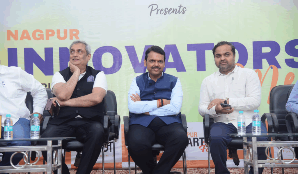 Dr.Deputy Chief Minister Devendra Fadnavis and Dr. Ketan Mohitkar at the Nagpur Innovators Meet 2024, celebrating the spirit of innovation and entrepreneurship